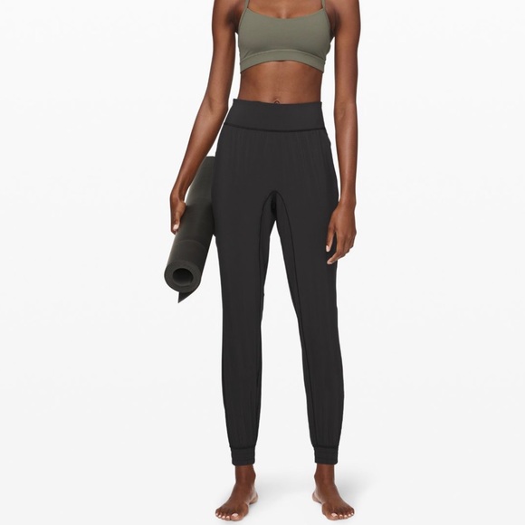 Lululemon Jogger! - Picture 5 of 5